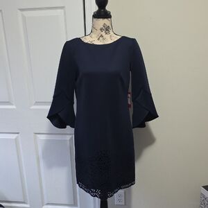 Vince Camuto Scuba Tulip Sleeve Shift Dress Laser Cut Hem Size 4 Navy Blue
